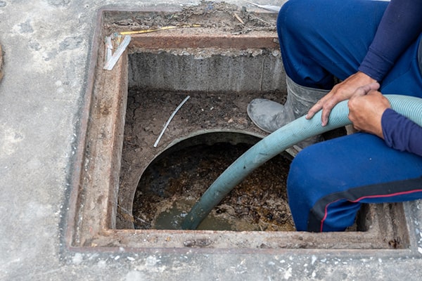 it is not recommended to attempt grease trap pumping without proper training and equipment